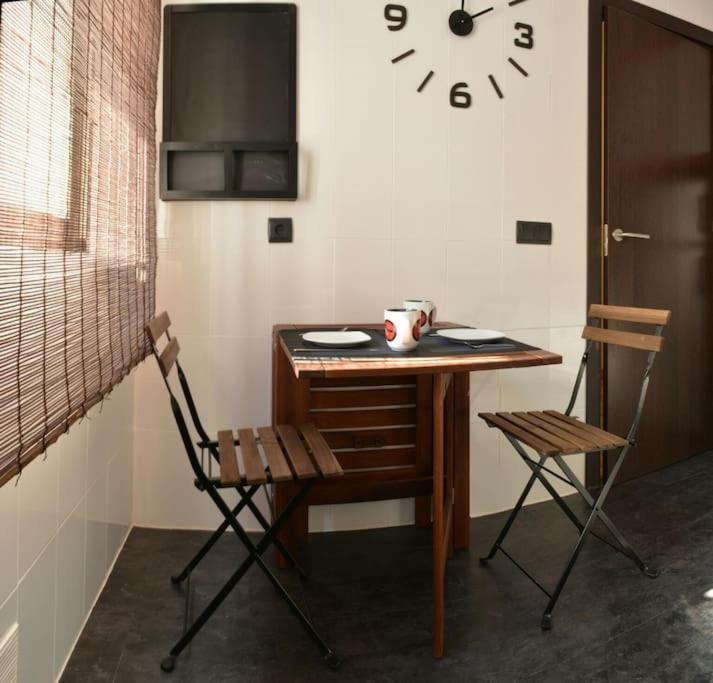 Apartamento Bonito Ap Centrico Patio Wifi Parking Gratis. Granada Exterior foto