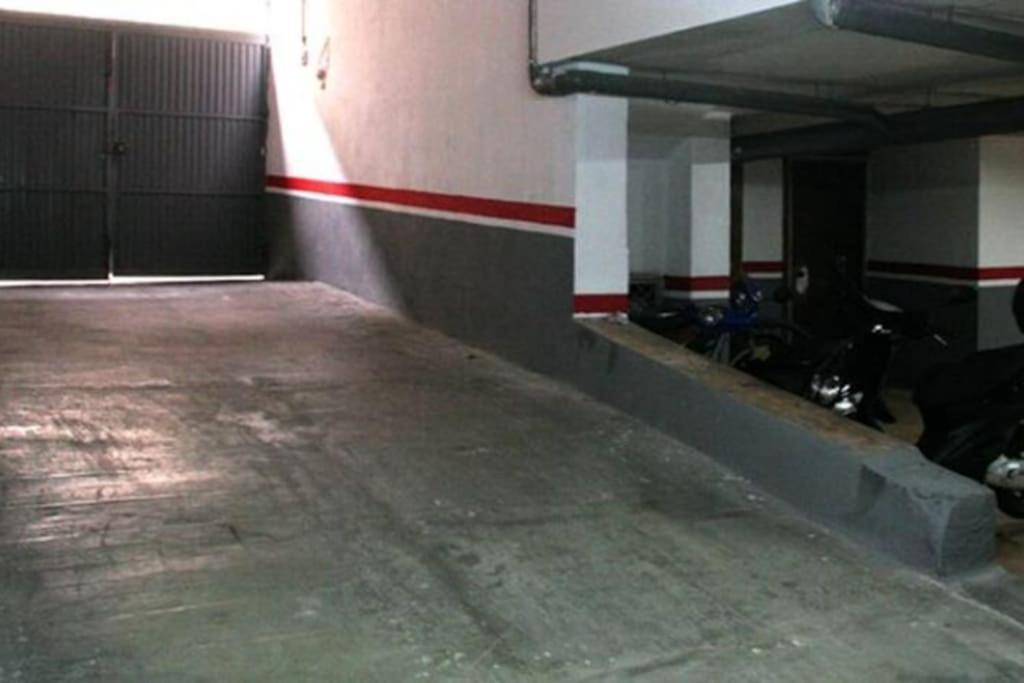Apartamento Bonito Ap Centrico Patio Wifi Parking Gratis. Granada Exterior foto