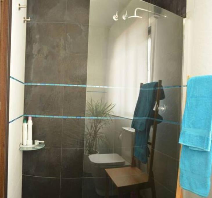 Apartamento Bonito Ap Centrico Patio Wifi Parking Gratis. Granada Exterior foto
