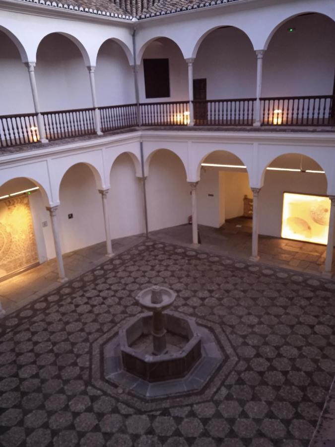 Apartamento Bonito Ap Centrico Patio Wifi Parking Gratis. Granada Exterior foto